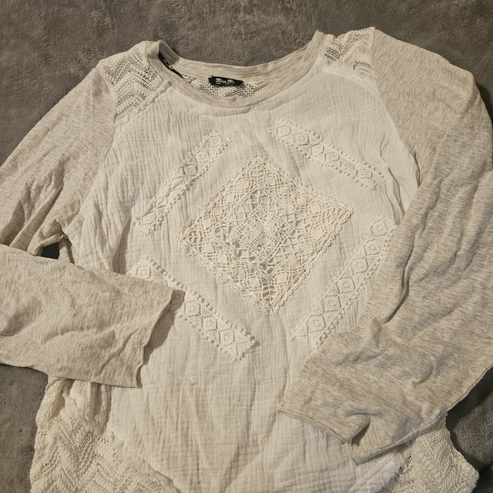 Lace Detail Long Sleeve Top